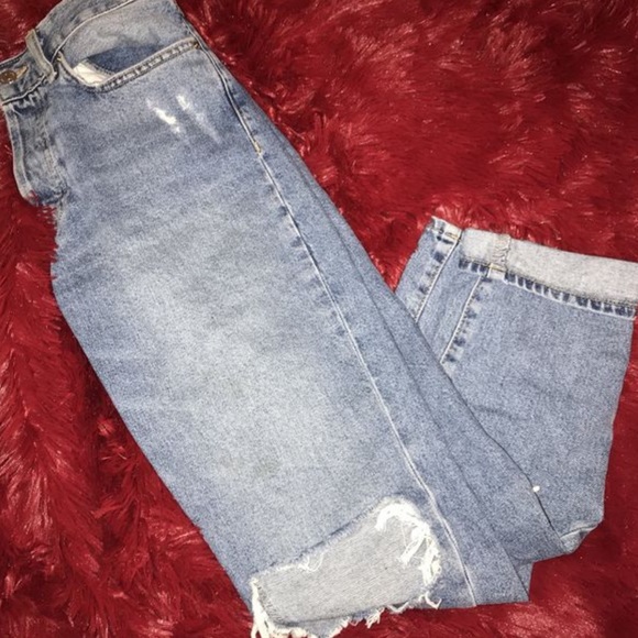 Forever 21 Denim - Distressed mom jeans- size 27